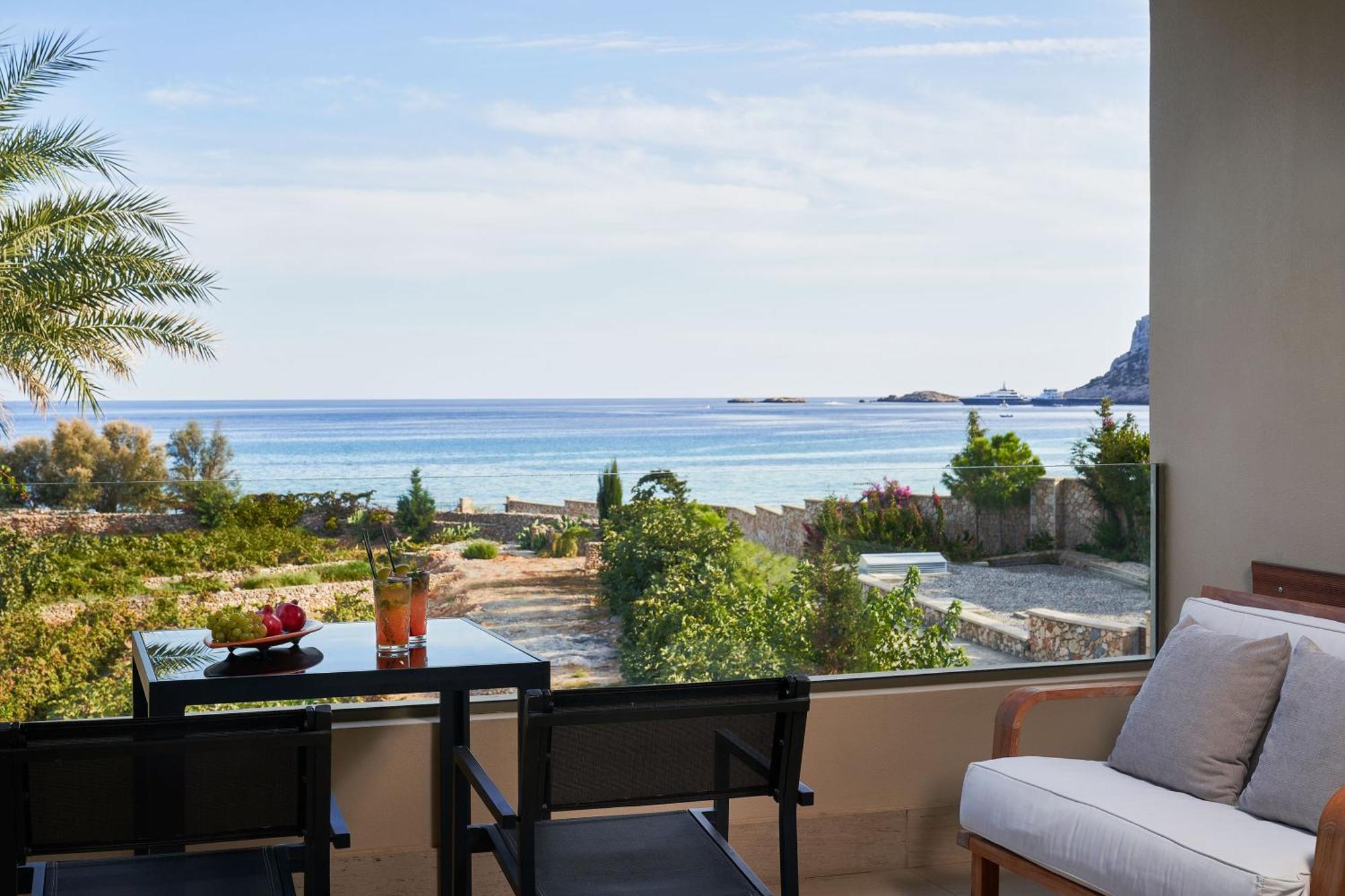 Aquagrand Exclusive Deluxe Resort Lindos - Adults Only Exterior photo