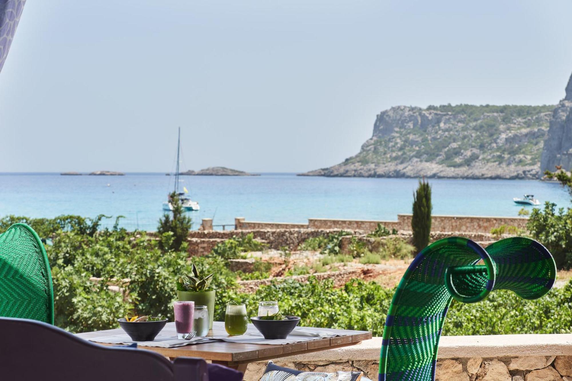 Aquagrand Exclusive Deluxe Resort Lindos - Adults Only Exterior photo