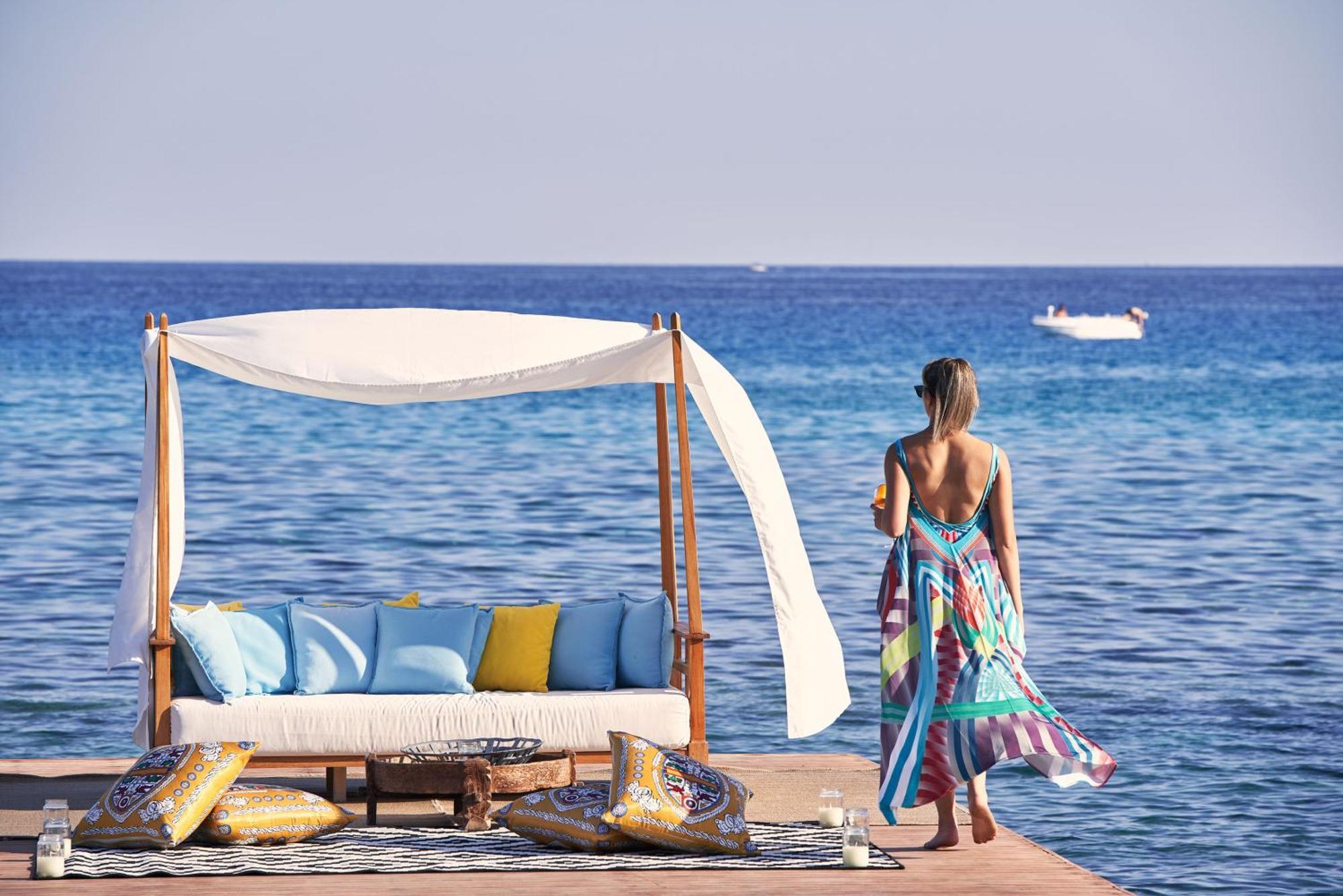 Aquagrand Exclusive Deluxe Resort Lindos - Adults Only Exterior photo